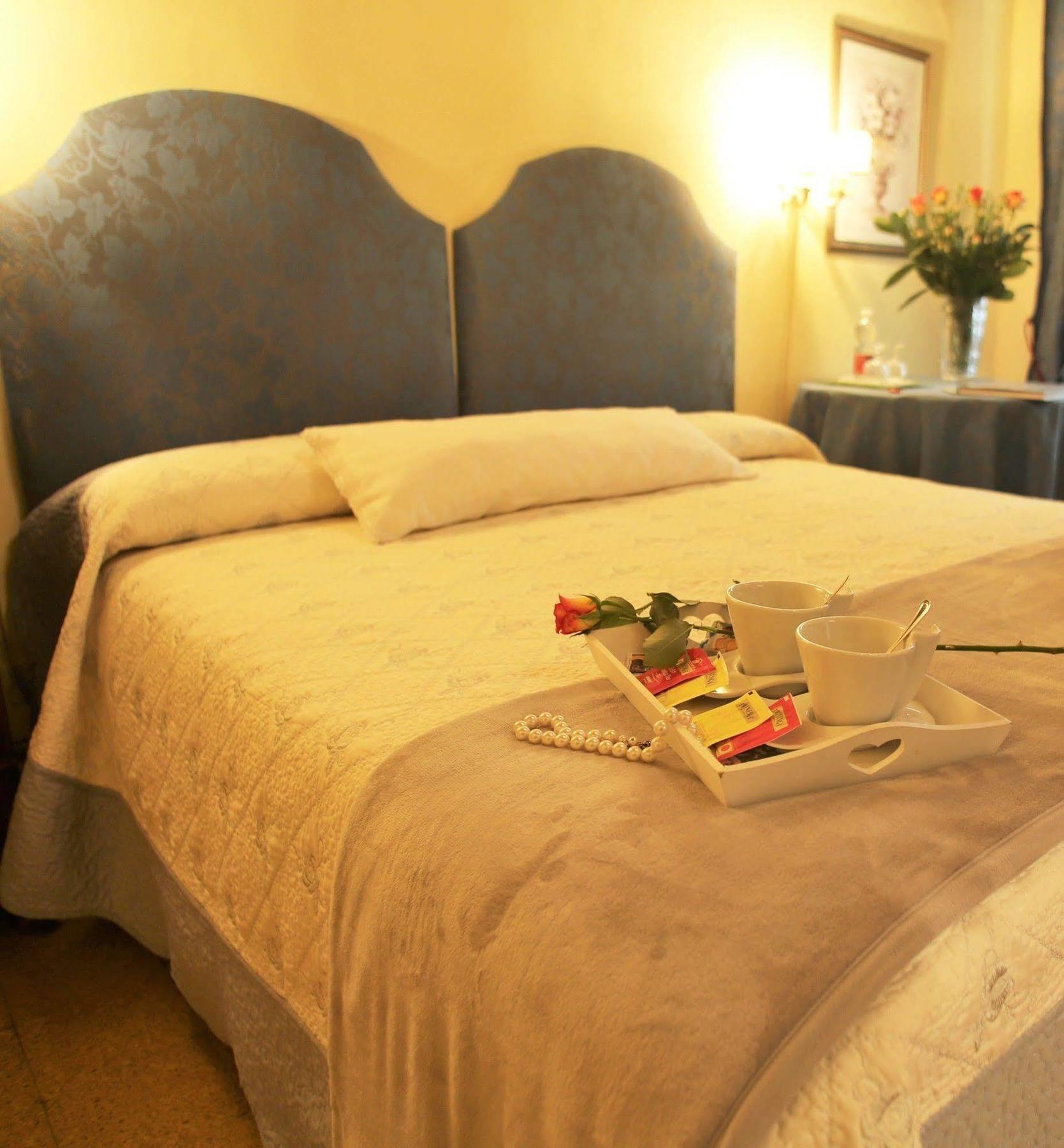 B&B Le Aquile Siena Ngoại thất bức ảnh